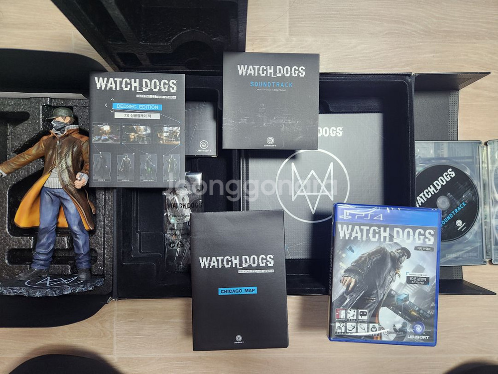 ps4 와치독스 한정판--1