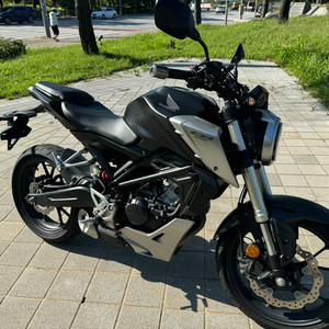 혼다 cb125r 19년형 무꿍무슬립 abs 팝니다