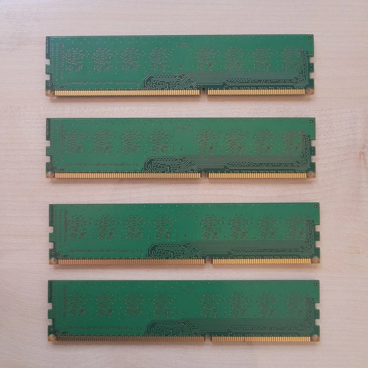 2GB 1Rx8 PC3-10600U-09-10-A 이미지