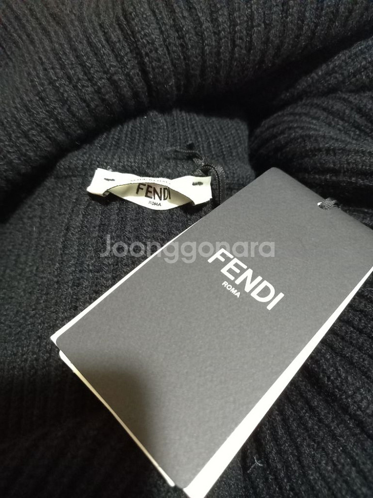 FENDI 캐시미어 밍크 폼폼--2