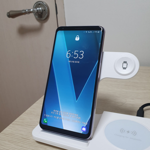 LG V30