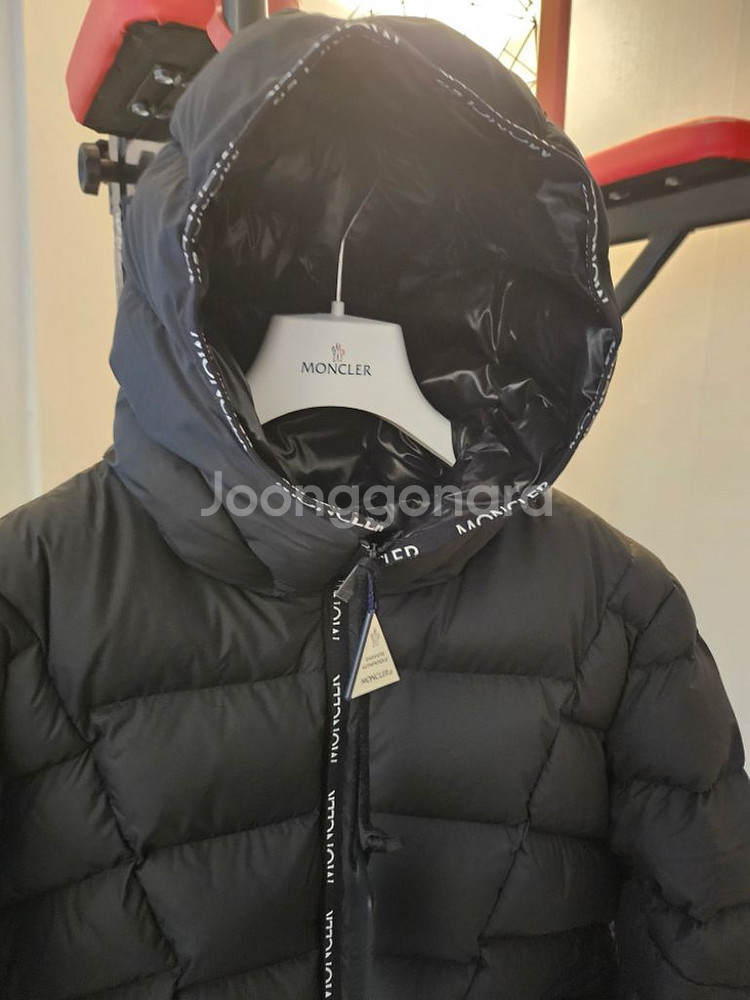 몽클레어 시탕 쇼트 패딩 블랙 4사이즈--3