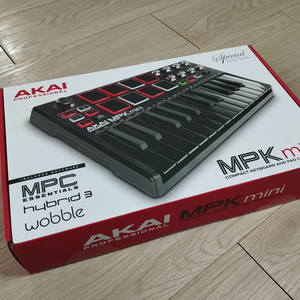 마스터건반 AKAI MPK mini hybrid 3