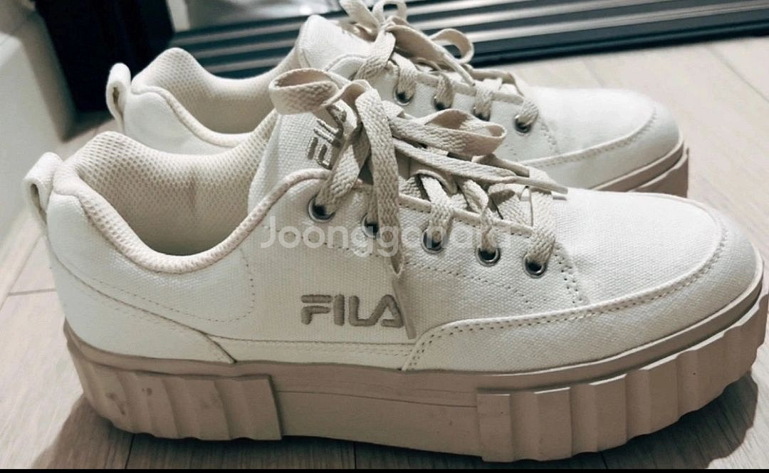(네고없음) FILA 250 운동화판매합니다--2