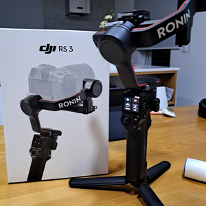 DJI rs3 팝니다 카메라 짐벌