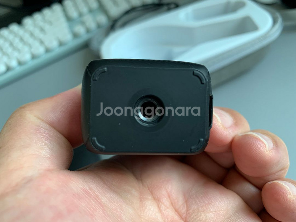 깨끗한 Insta360 ONE RS 1인치 팔아요.--6