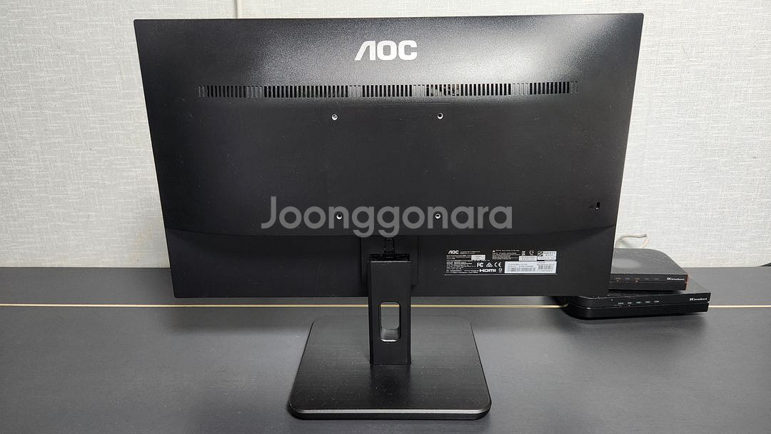 AOC 22인치 모니터--1