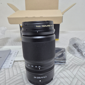 니콘 z 24-200mm 렌즈 팔아요