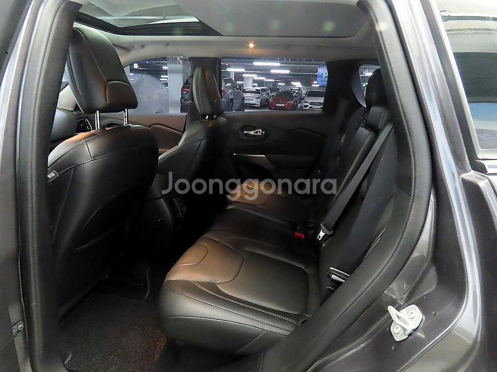 @20년식 체로키(KL) 2.4 AWD 리미티드 전국--6