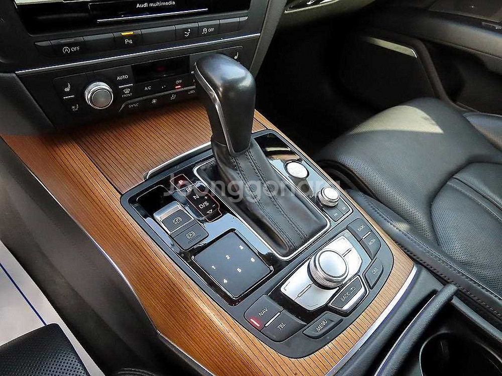 @15년식 A7 50 TDI 콰트로 프리미엄 전국최저--9
