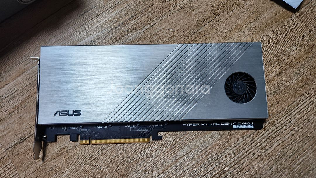 asus hyper m.2 x16 gen 4 card--1
