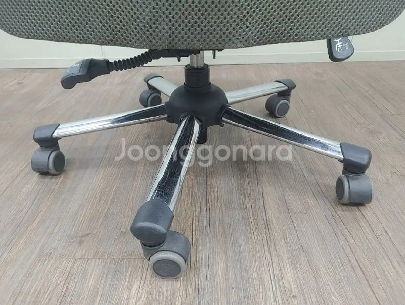 (무료배송)pc방 사무실 컴퓨터 게이밍 의자 판매--4