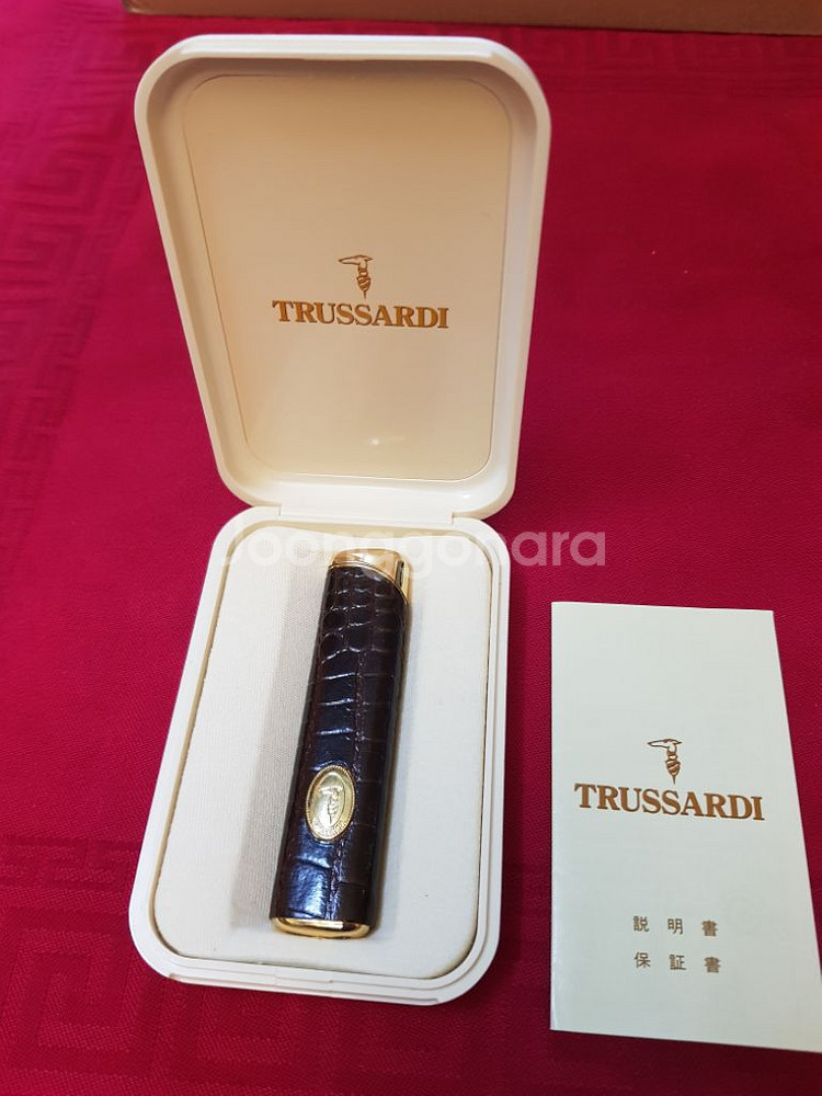 트루사르디 라이터 ( TRUSSARDI )--1