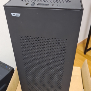 DLH21 itx 케이스 및 부품.