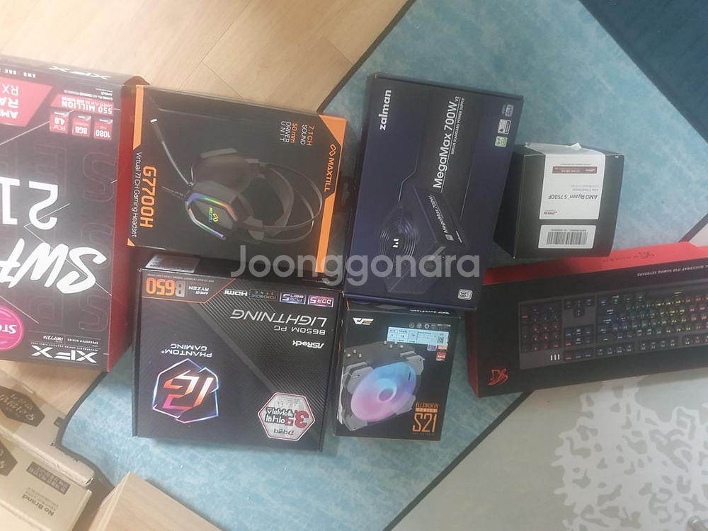 게이밍 PC 본체+모니터 책상,의자 일괄판매 합니다--1