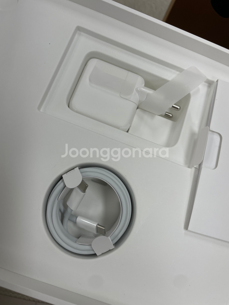 맥북에어 m1 256G--6
