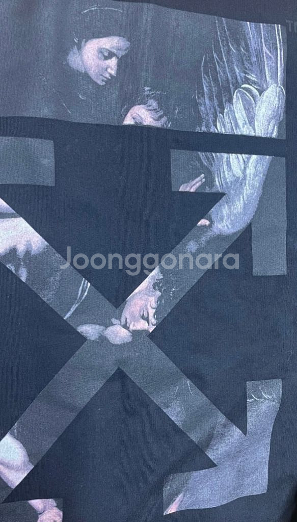 정품 오프화이트 카라바조 맨투맨--1