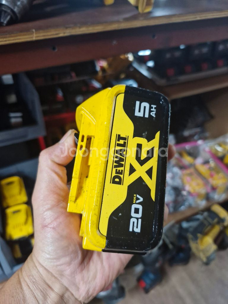 디월트배터리DCB205XR 4세대신형.2024--3