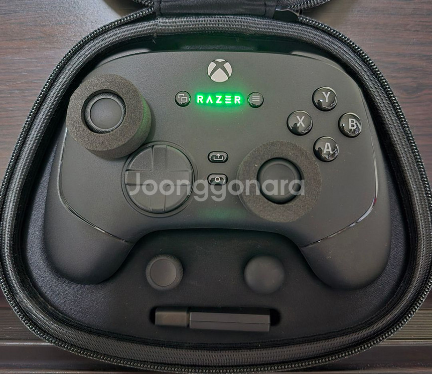 레이저 울버린 V3 Pro 무선 컨트롤러 판매합니다--3