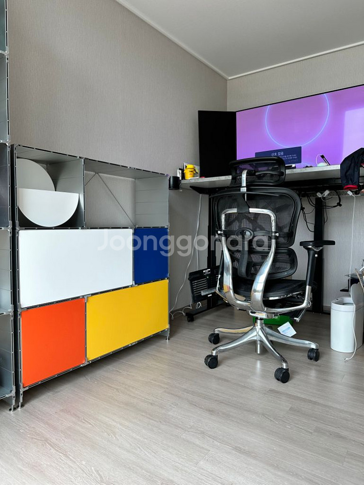 몬스트럭쳐 가구 팝니다.--5