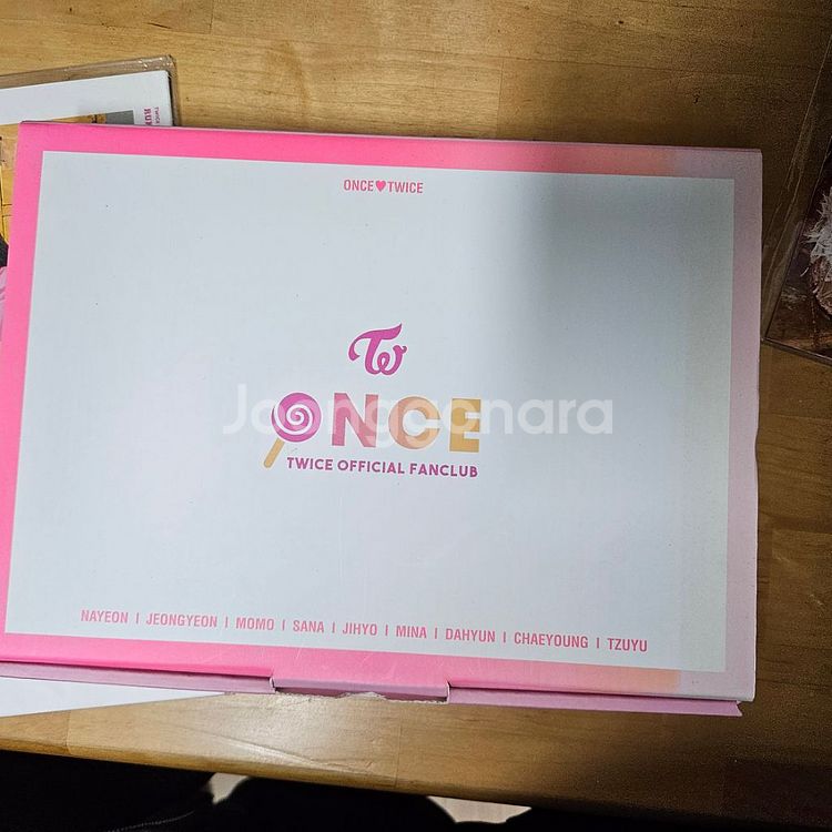 트와이스 스쿨룩스 한정판 응원봉과 가방 ar및원스1기--7