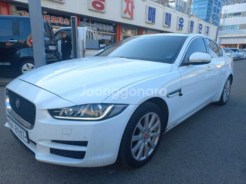 @17년식 XE 2.0 20d AWD 프레스티지 전국--1