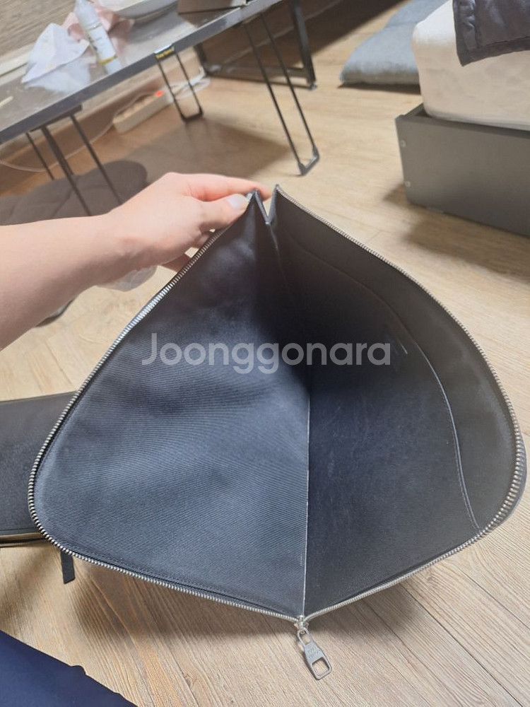 (Gm) 루이비통 크리스토퍼 네메스 콜라보 클러치--6
