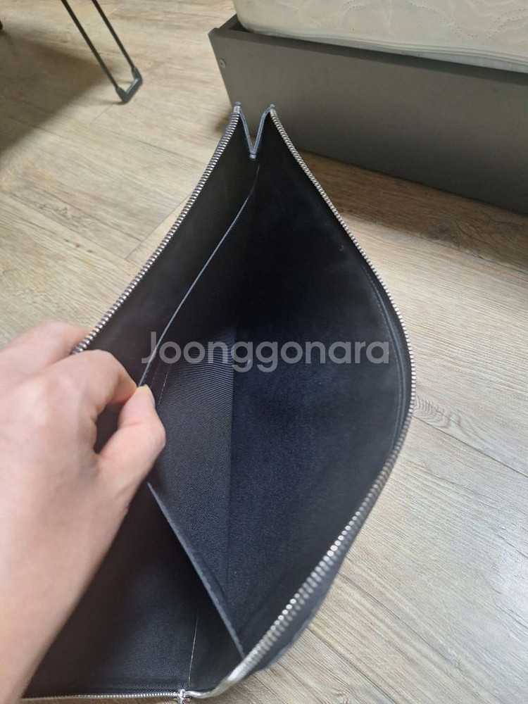 (Gm) 루이비통 크리스토퍼 네메스 콜라보 클러치--7