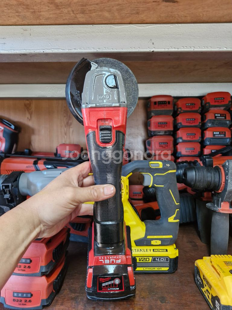 밀워키충전그라인더 M18 FSAG 125X.5인치 배터--8