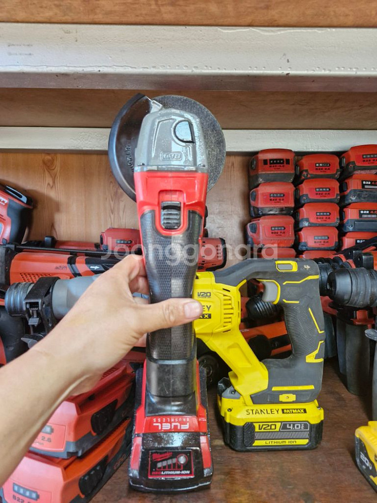 밀워키그라인더 M18 FSAG100X.5인치배터리포함4--4