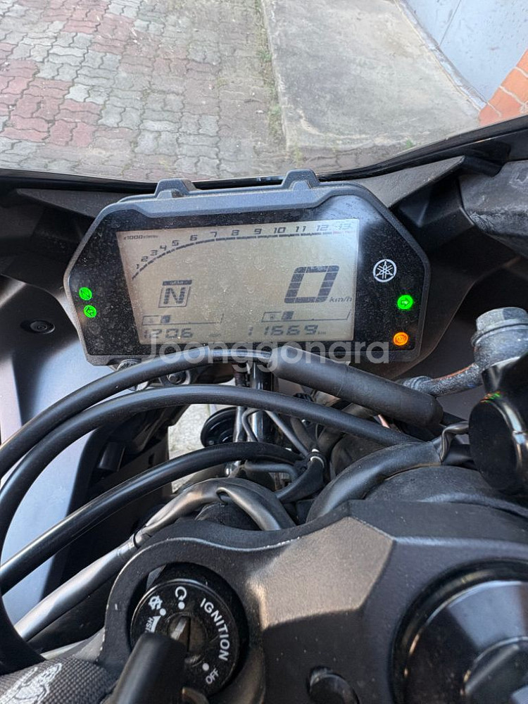 야마하 r3 21년식--1