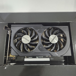 rtx4060 기가바이트 2팬