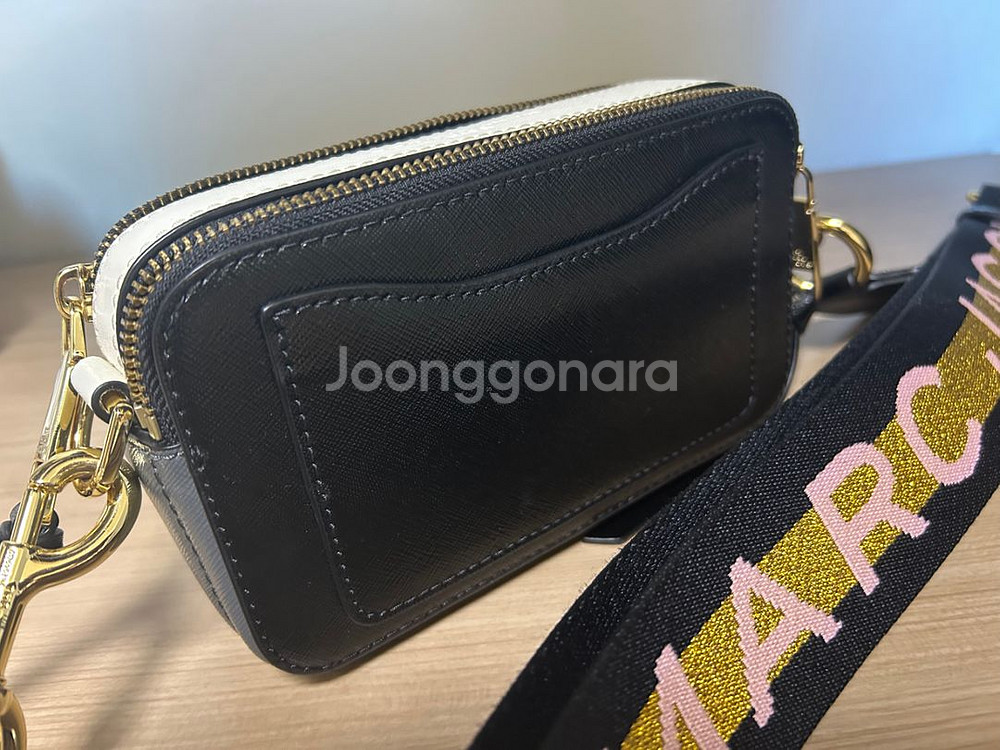 마크제이콥스 가방 팝니다--1