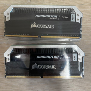 커세어 도미네이터 ddr4 8X4 32gb 미사용