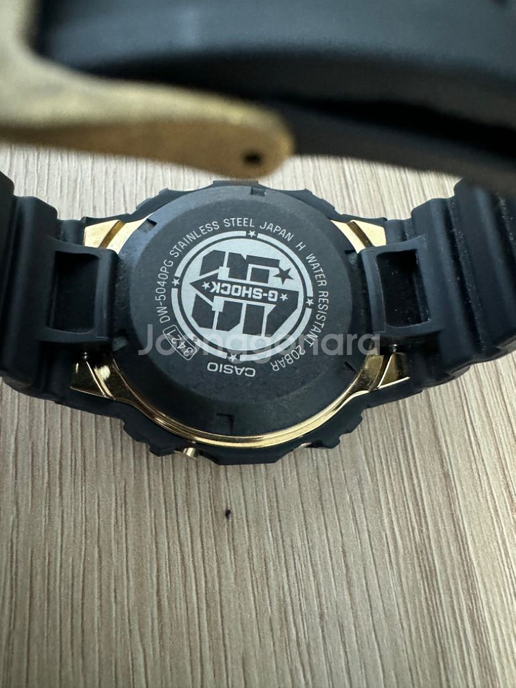 지샥 40주년 한정 dw-5040pg-1dr 판매합니다--4
