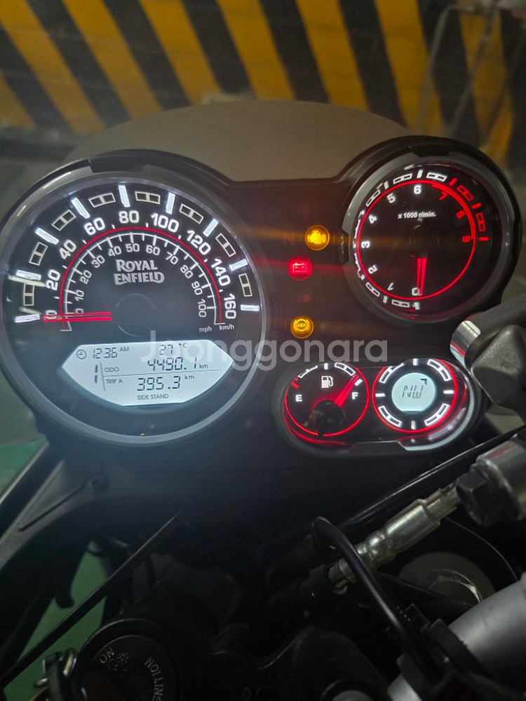 로얄엔필드 히말라얀 팝니다.--1