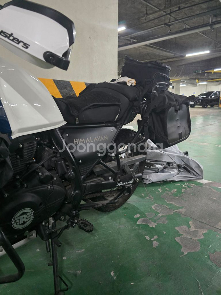 로얄엔필드 히말라얀 팝니다.--3