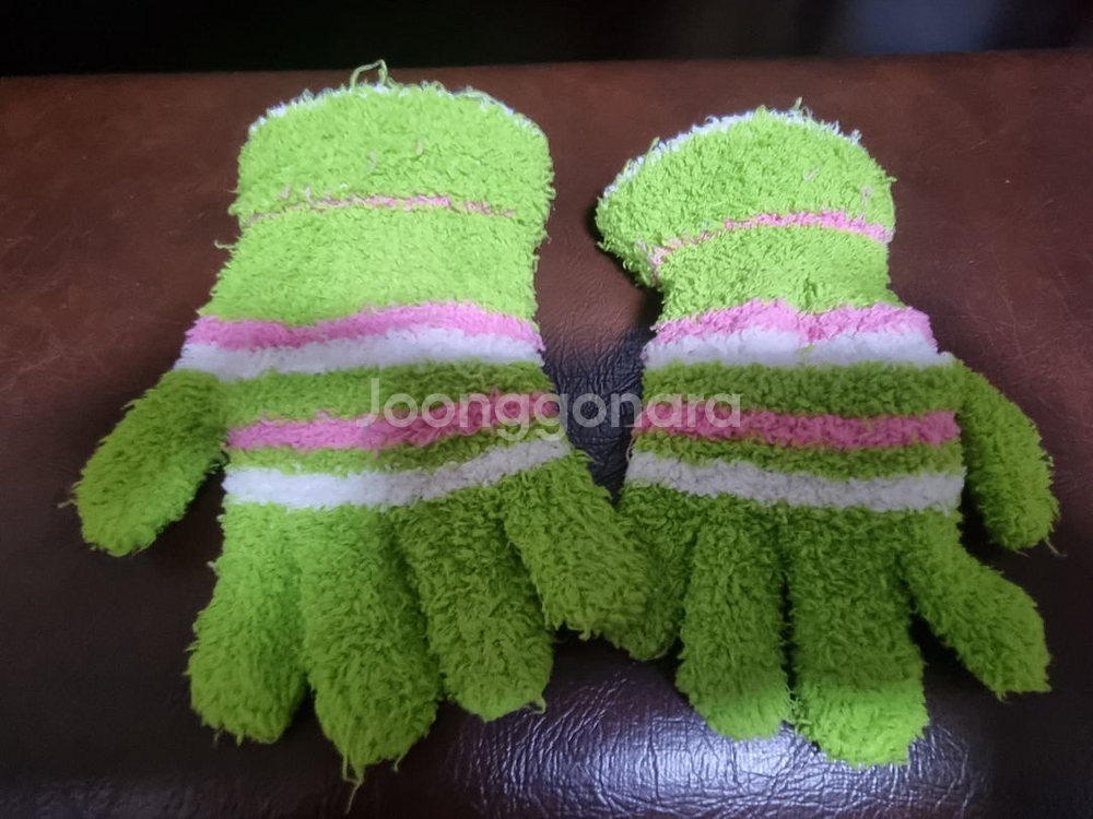 유아동 뜨개 목도리 베이지, 토끼 털장갑 전부--2