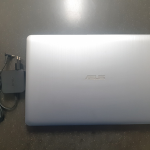 ASUS X541U 15인치 노트북 팝니다. 무료배송