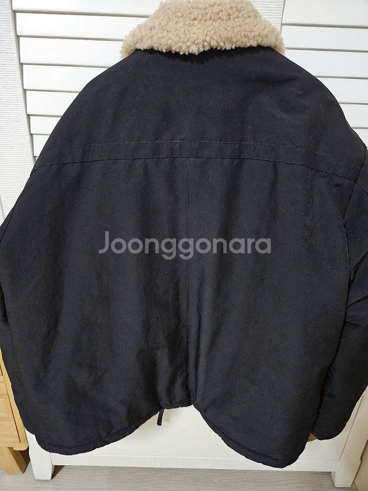 커스텀멜로우 무스탕 패딩 105사이즈--1