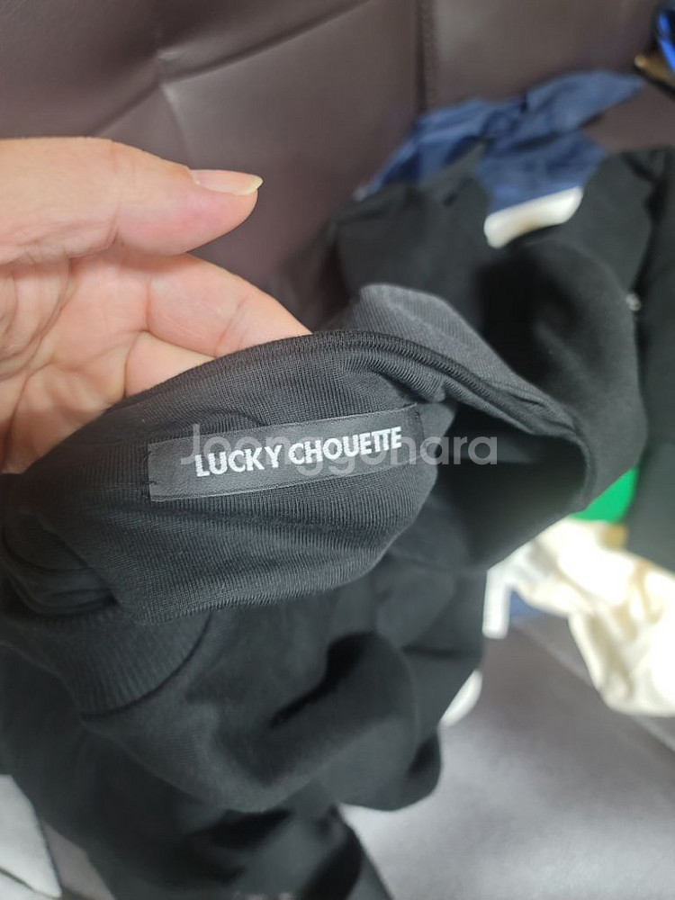 럭키슈에뜨 맨투맨--1