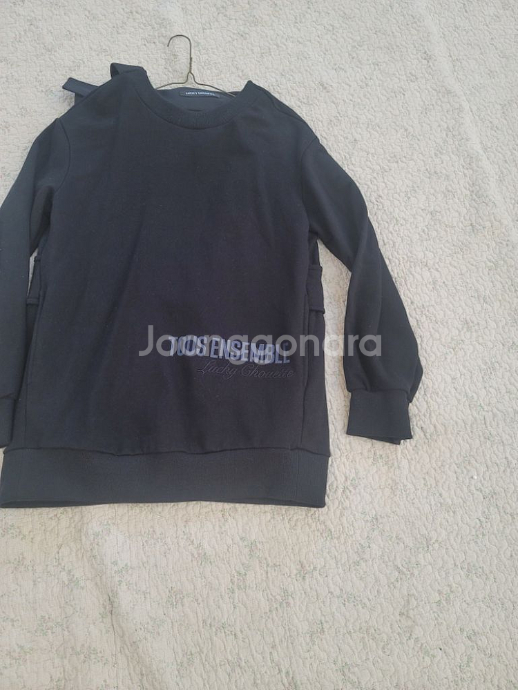 럭키슈에뜨 맨투맨--5