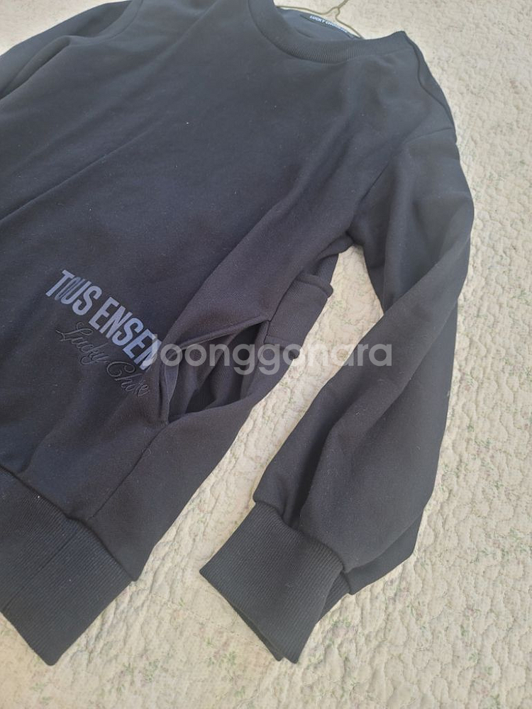 럭키슈에뜨 맨투맨--6