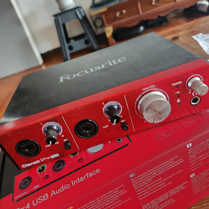 Clarett 2Pre USB 오디오인터페이스