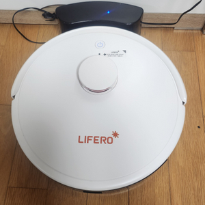 LIFERO RX9 로봇청소기