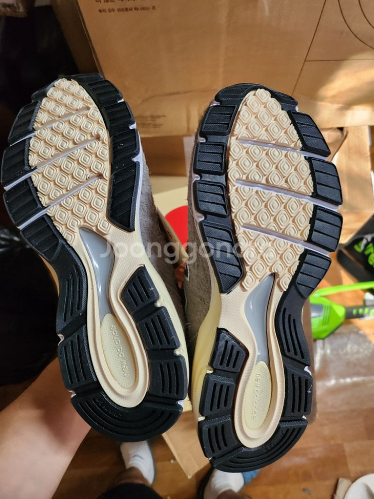 뉴발란스 990v4 메이드 인 USA 그레이 스웨이드--2