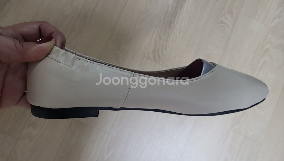 새상품/베이지 플랫 1cm 슈즈 데려가세용~--1