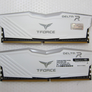 팀그룹 DDR4-3200 화이트 16Gx2