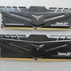 팀그룹 DDR4-3200 DARK Z 16Gx2