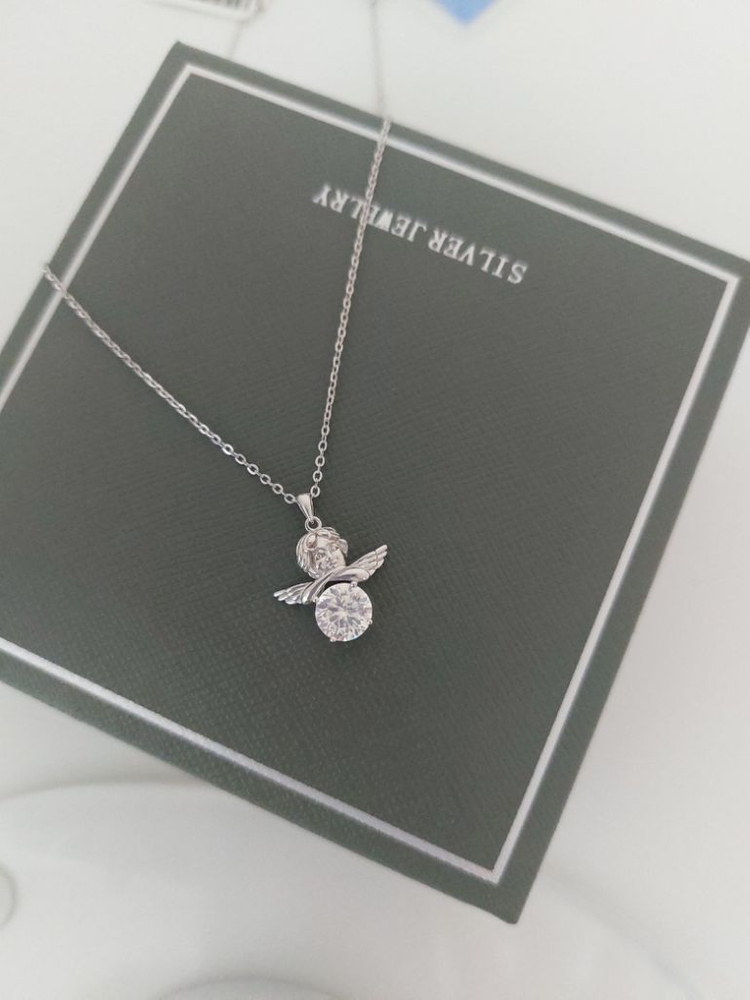 천사 모이사나이트 목걸이--2